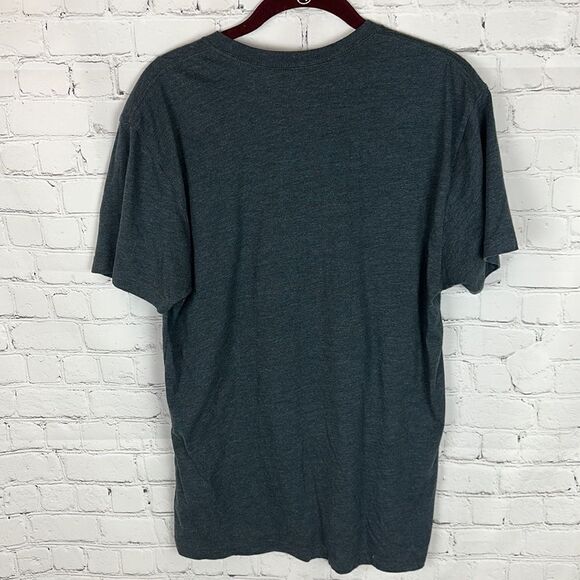 Riot Society BUCK WILD Funny Christmas Tee Size Medium - Picture 4 of 4